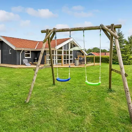 בית נופש Sydals With Fireplace 1 *